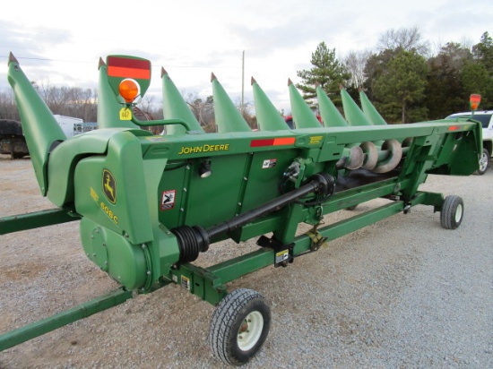 JD 608C 8 Row Corn Head