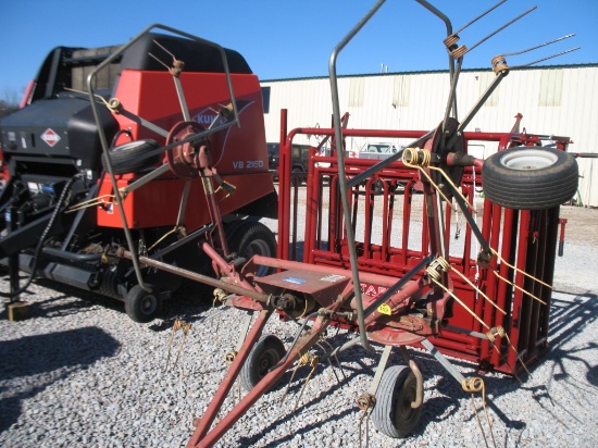 Ag-Equipment ST-520T Tedder