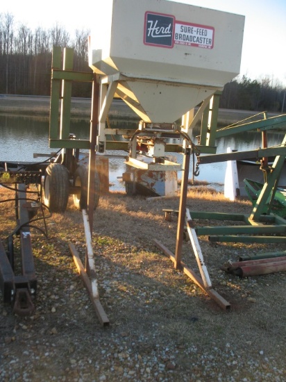 Nice Hurd Seeder w/ Stand