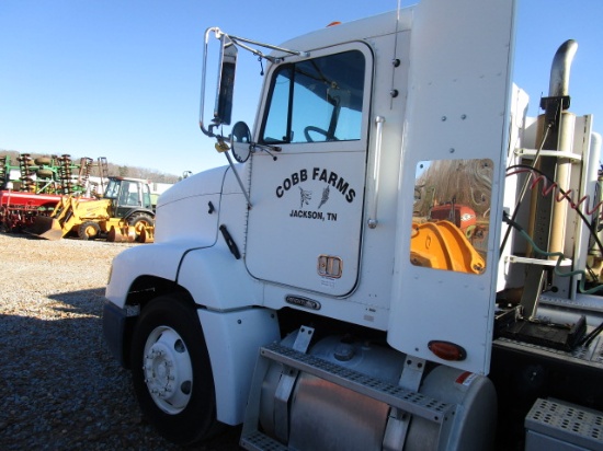 2000 Freightliner FLD