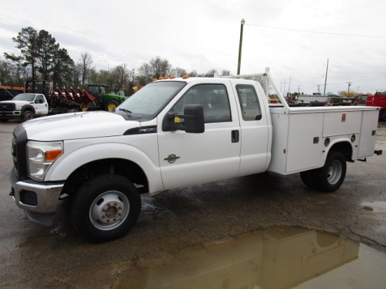 2011 FORD F350