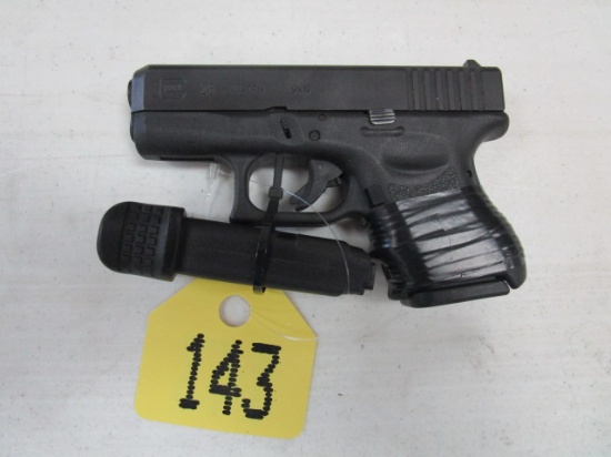 GLOCK MODEL 26 9MM W/ 2 MAGS