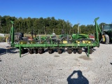 John Deere 1700 Planter