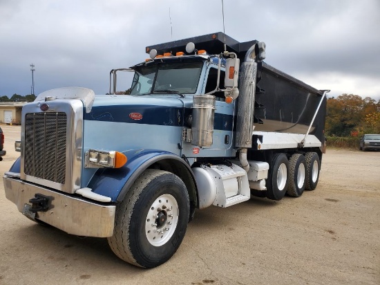 2008 Peterbilt 367 Dump Truck