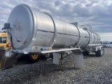 1995 Trailmaster 8400 Gallon Petroleum Tanker