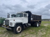1998 Mack RD688S Dump Truck T/A