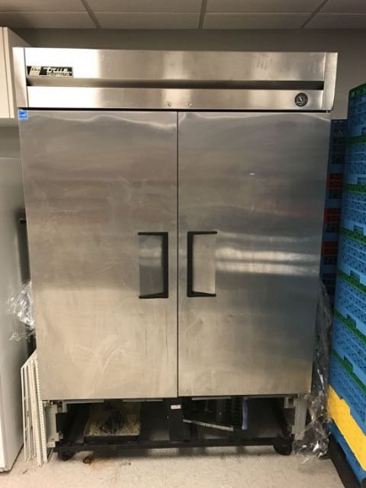 True Refrigerator MOD. T-49; SER. #: 6833121