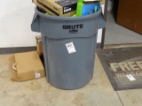 BRUTE TRASH CAN