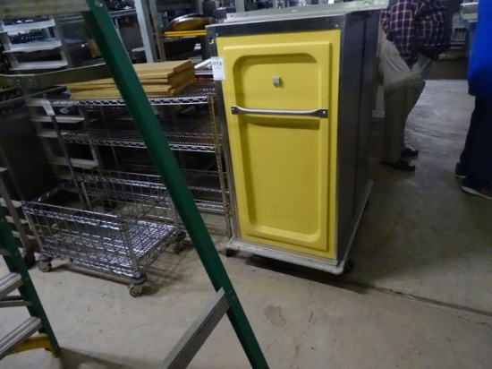 ENCLOSED CABINET