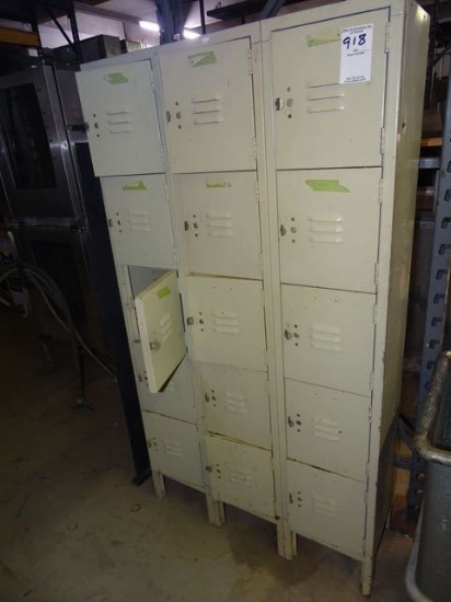 LOCKER SET