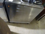HEATED 3 HOLE PLATE WARMER