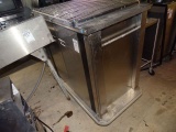 S/S CART ENCLOSED