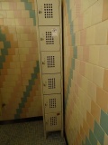 LOCKERS 6 DOOR