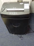 STAPLES SHREDDER SPL1506X