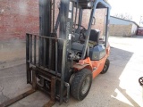 TOYOTA FORKLIFT GAS OPERATED (CAN’T TAKE)