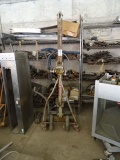 EQUIPMENT LIFT