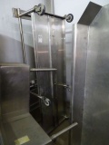 S/S COUNTER CASTERED