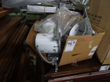 CEILING LIGHT FIXTURE (X4)