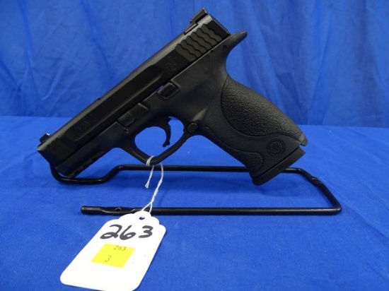 Smith & Wesson M&P 45, Night Sights, 45ACP, 4" Barrel
