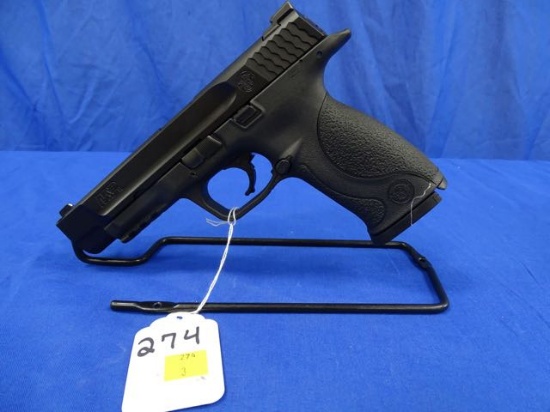 Smith & Wesson M&P 9 L, Night Sights, 9MM, 5" Barrel