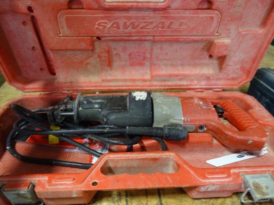 MILWAUKEE SUPER SAWZALL W/EXTRA BLADES