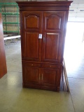 MAKE UP CABINET