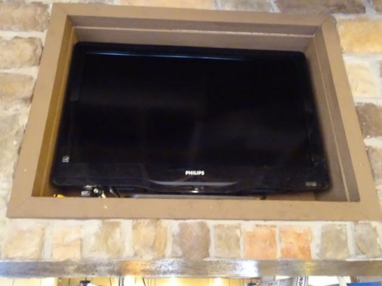 PHILLIPS FLAT SCREEN TV 32”