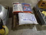 ICE MELT & OIL DRY 6 BAGS X1