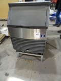 MANITOWOC ICE MAKER QD0212A