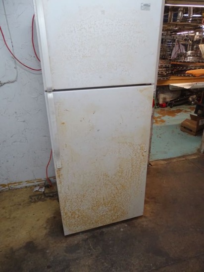 ESTATE REFRIGERATOR