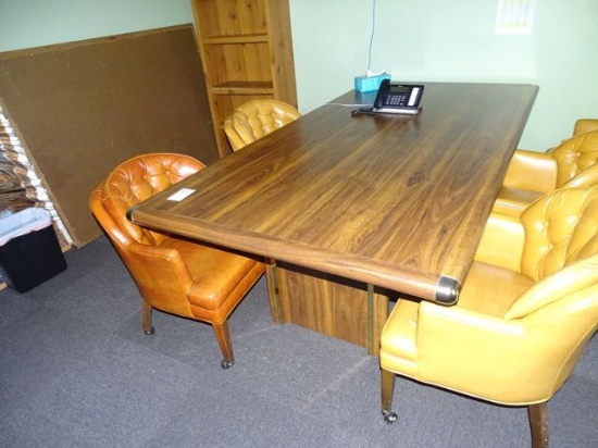 CONFERENCE TABLE W6 CHAIRS