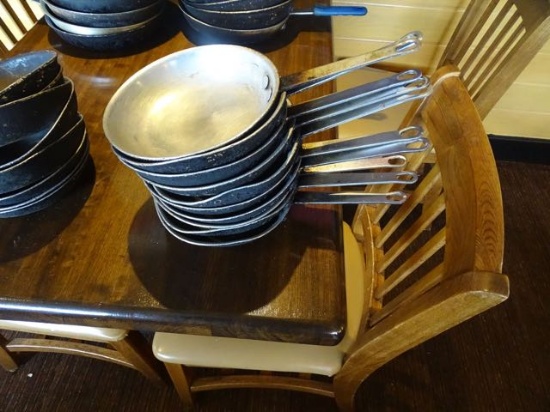 SKILLETS (X10)