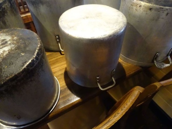 MEDIUM POT