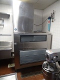 HOSHIZAKI ICE MAKER W/BIN (NOT WORKING)