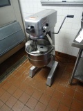 THUNDERBIRD MIXER W/BOWL, WHIP & PADDLE ASH-40
