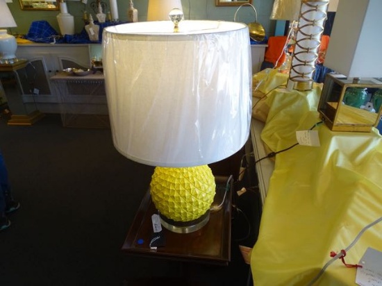YELLOW PINEAPPLE LAMP  RETAIL $370