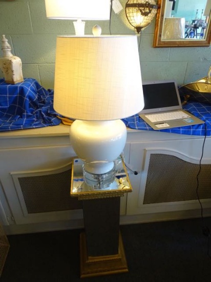 PORCELAIN W/CRYSTAL BASE LAMPS (X2)  RETAIL $504
