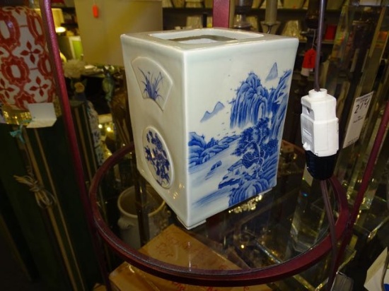 ASIAN PORCELAIN VASES X1 RETAIL $170