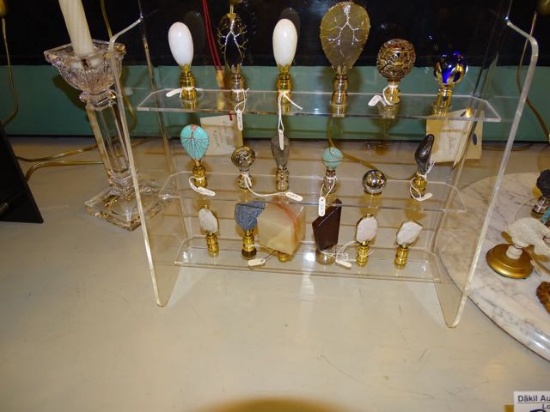 FINIALS X1 LOT