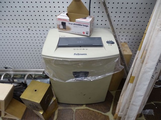 FELLOWS SHREDDER