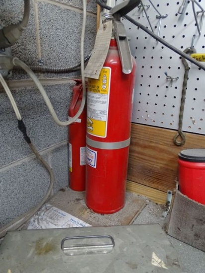 FIRE EXTINGUISHERS (X2)