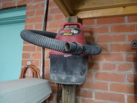 SHOP VAC