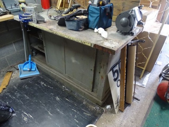 WORK TABLE W/VISE & CLAMP
