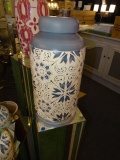 POTTERY POT  RETAIL $69