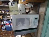 MICROWAVE, TOASTER & CAN OPENER