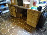 DOUBLE DESK