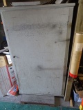 1 DOOR CABINET W/CRYSTAL & BRASS LAMP PARTS