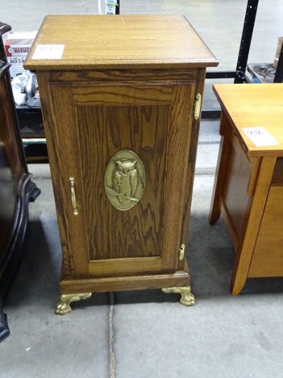 CABINET W/OWL & CLAW FEET