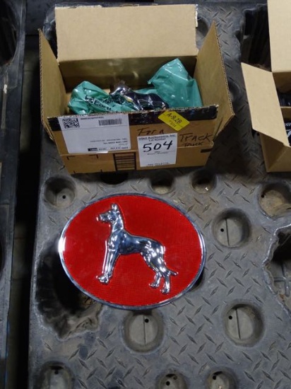 MCK BULLDOG ORNAMENT & DOG STICKER