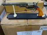 THE US .36 REPLICA REVOLVER W/STAND (X20)